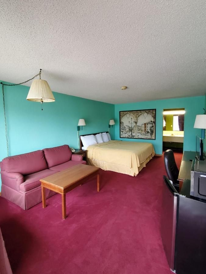 Gray Plaza Motel West Frankfort Buitenkant foto