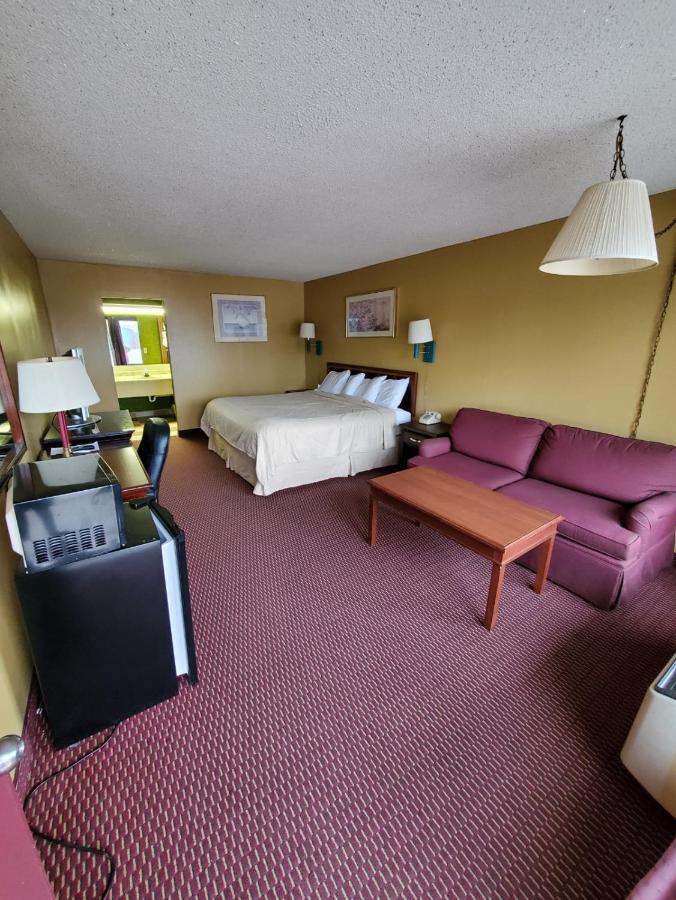 Gray Plaza Motel West Frankfort Buitenkant foto